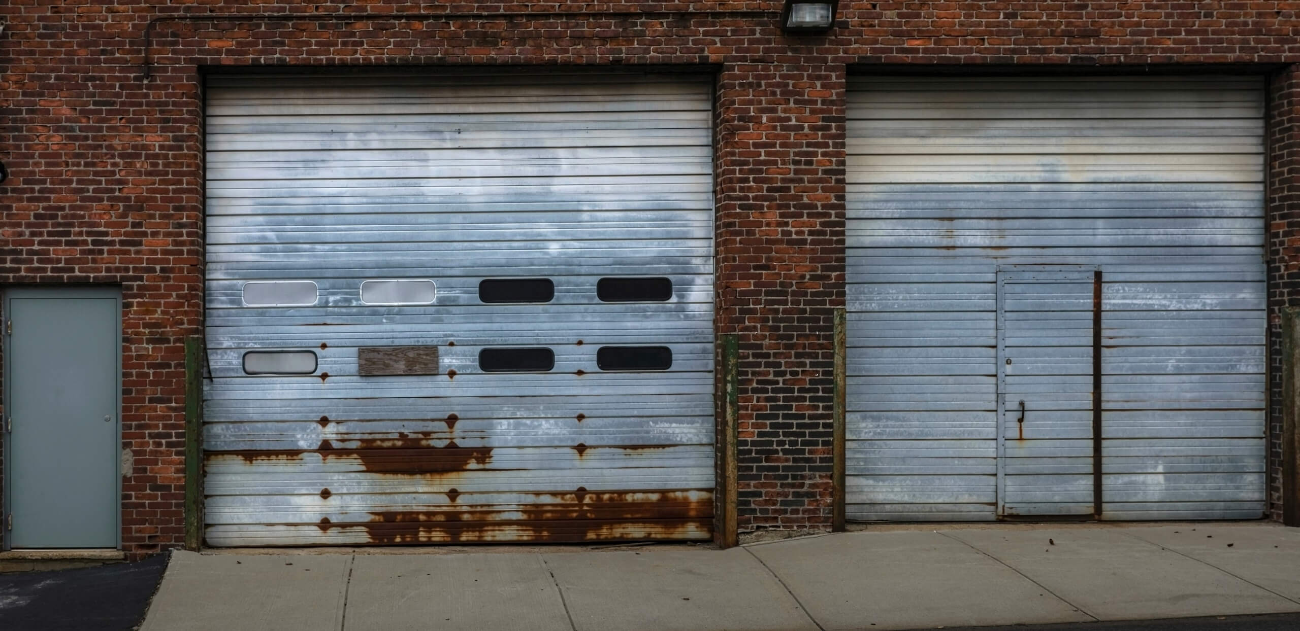 Chop shop garage door rust фото 6