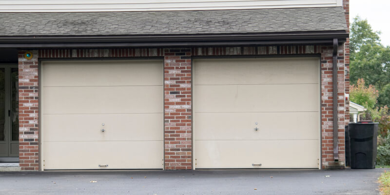 garage door off track service - Supreme Garage Door Repair