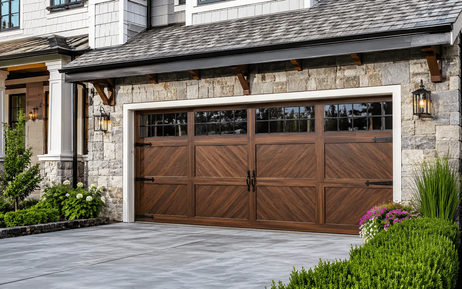 Custom garage doors in Dallas Fort Worth