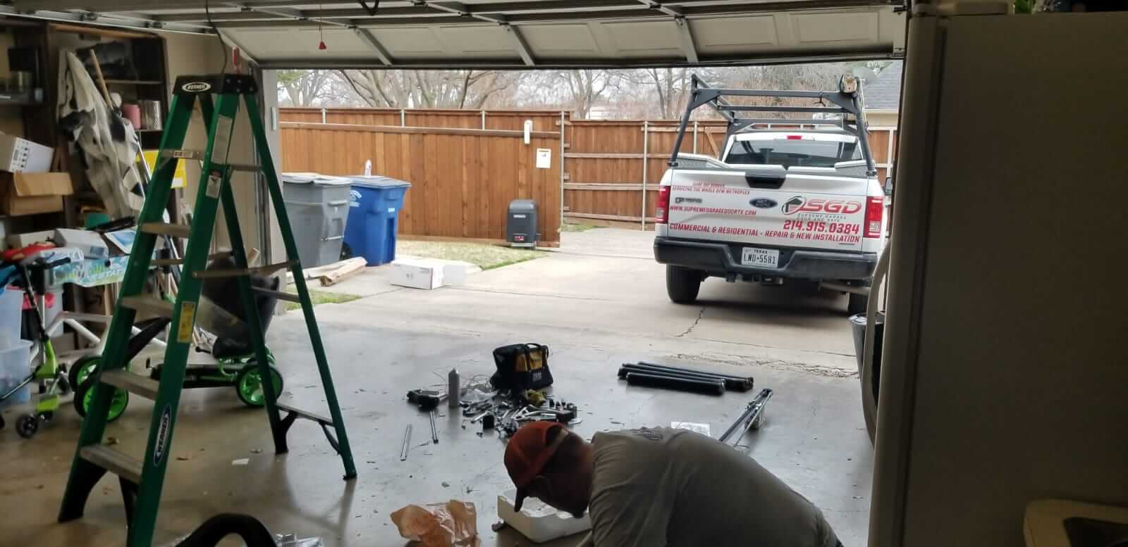 Garage door repair service in Dallas Fort Worth